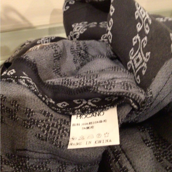 B/W patterned pants, distressed look - Picture 9 of 9